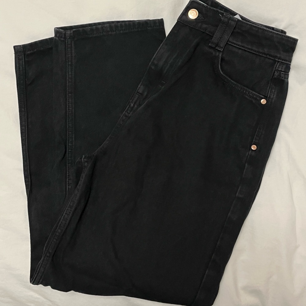 Womens zara jeans, straight leg loose fit